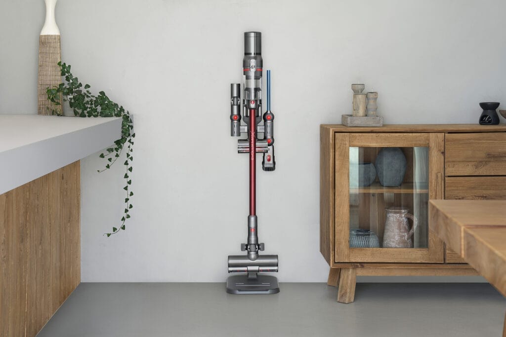 Charging station and storage in one - With the practical stand you have all accessories in one place - including the option to charge a second battery.